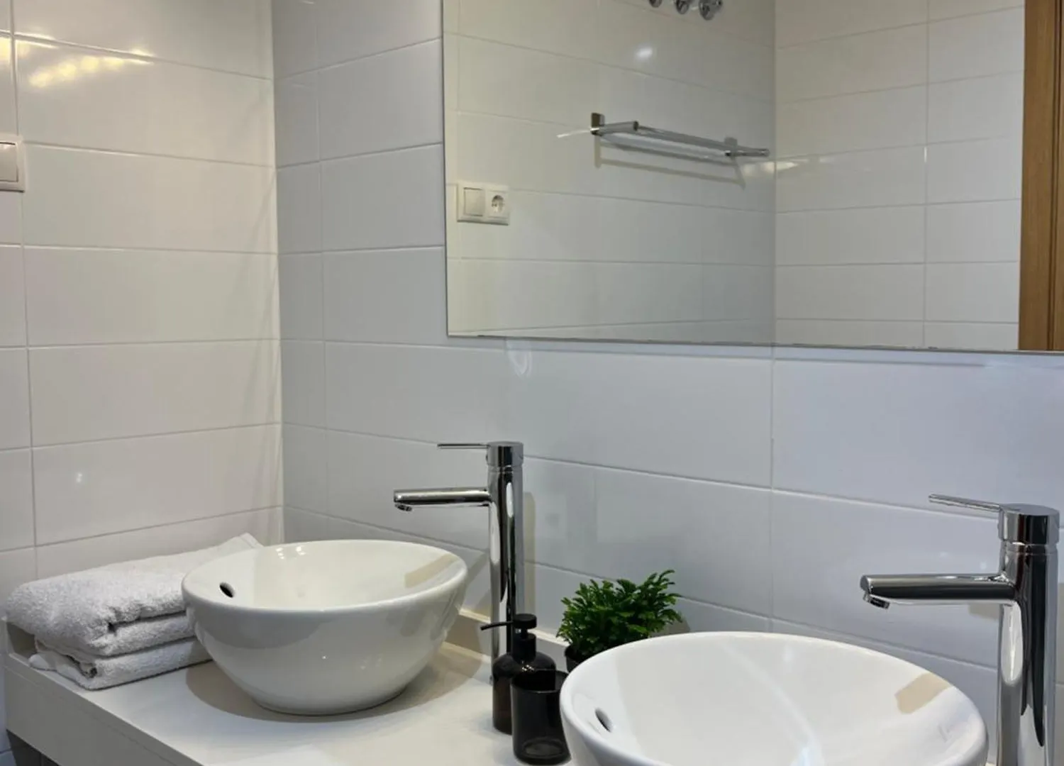 Moderno Apartamento Con Piscinas,Gimnasio En Mijas Malaga Spain