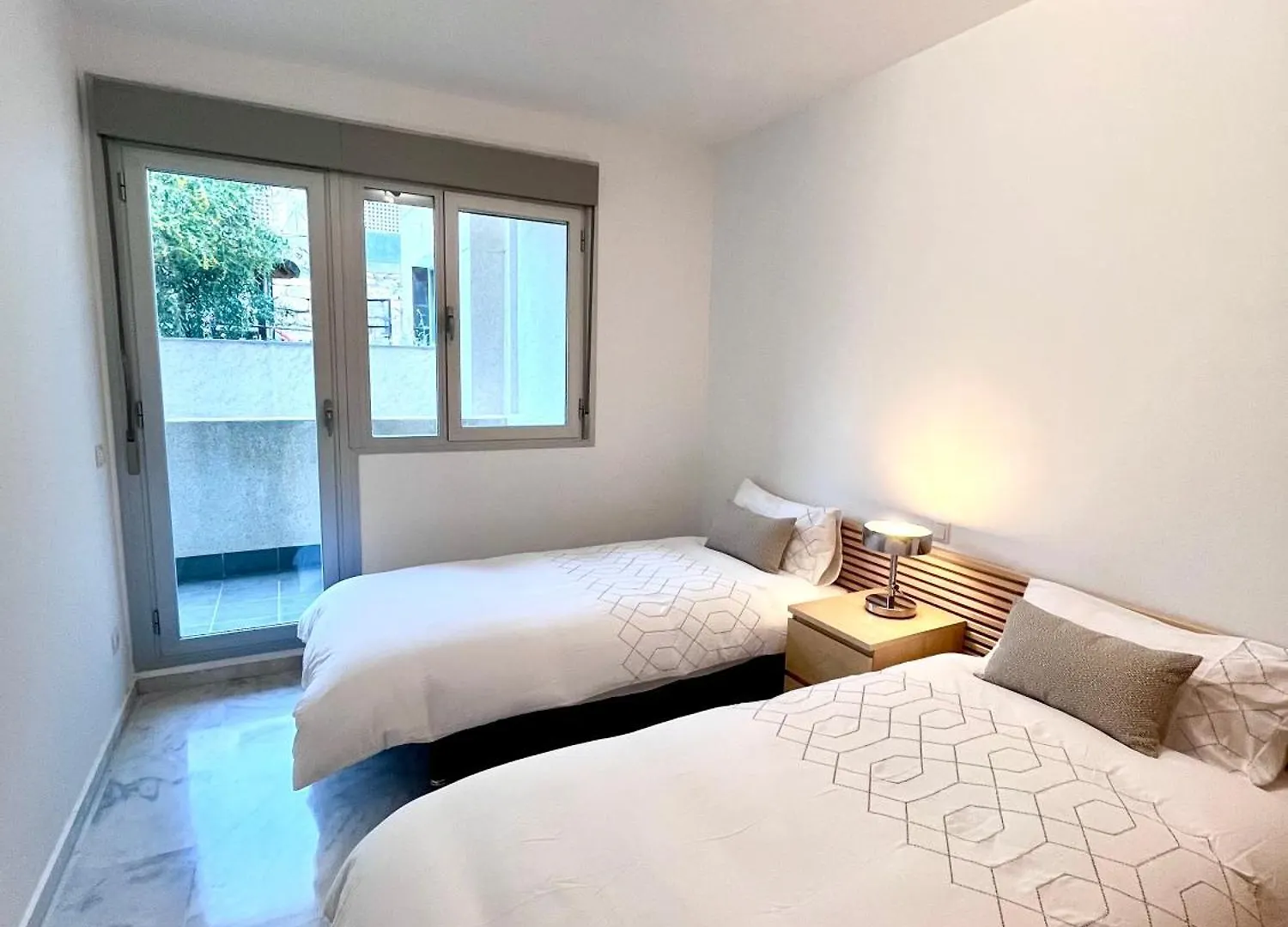 Moderno Apartamento Con Piscinas,Gimnasio En Mijas Malaga 0*,